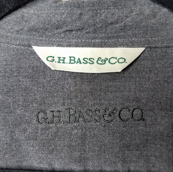 G.H. Bass & Co Button Down Shirt - Picture 3 of 10